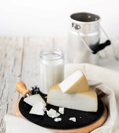 Kozji sirevi sa začinima